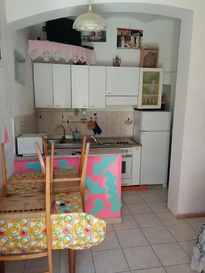 Casa Garage Hotel Roccatederighi Guest house