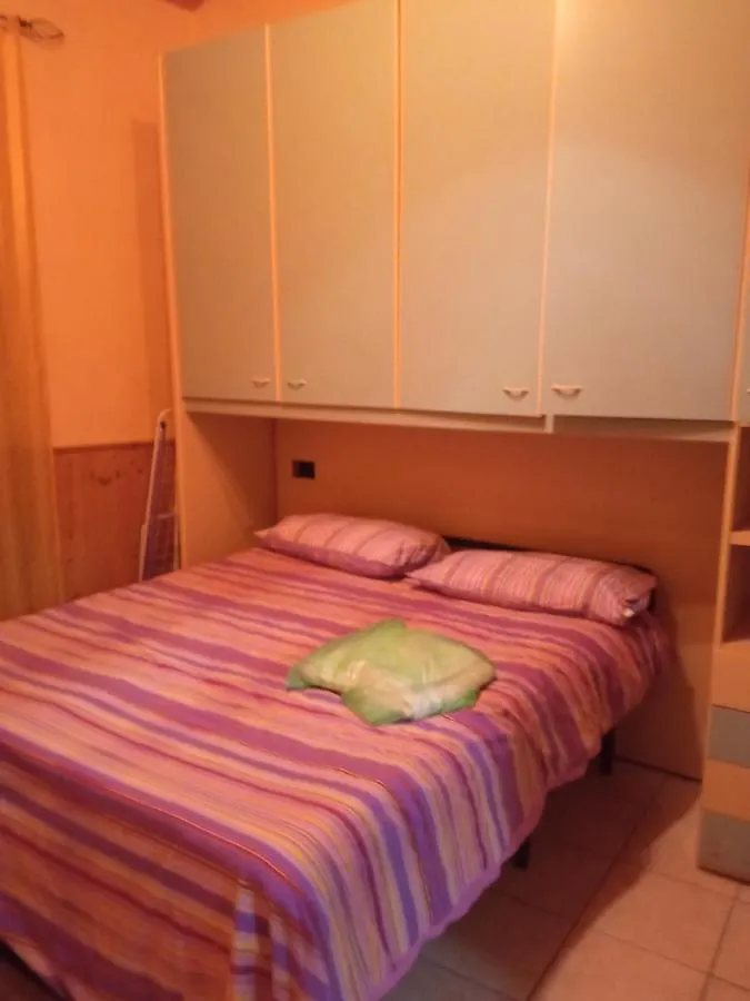 Casa Garage Hotel Roccatederighi Guest house